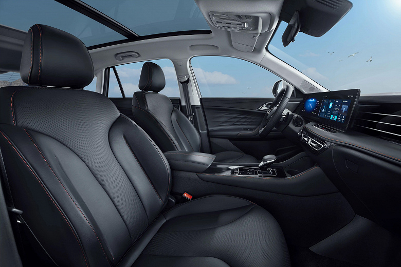 Первый &laquo;Москвич&raquo; с 9-ступенчатым &laquo;автоматом&raquo;? Новая модель &laquo;Москвича&raquo; на базе кроссовера MG HS сертифицирована в России